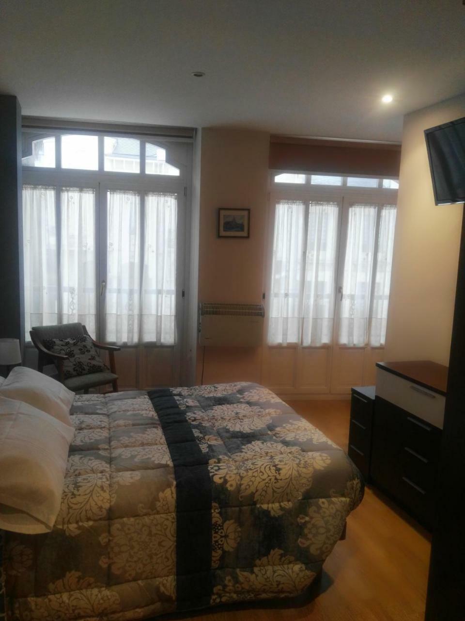 Apartamentos San Roque รีบาเดโอ ภายนอก รูปภาพ